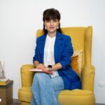 Fotografie cu Anca Cuc, psihoterapeut centrat pe persoană