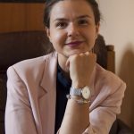 Fotografie cu Clara Derecichei, psihoterapeut centrat pe persoană